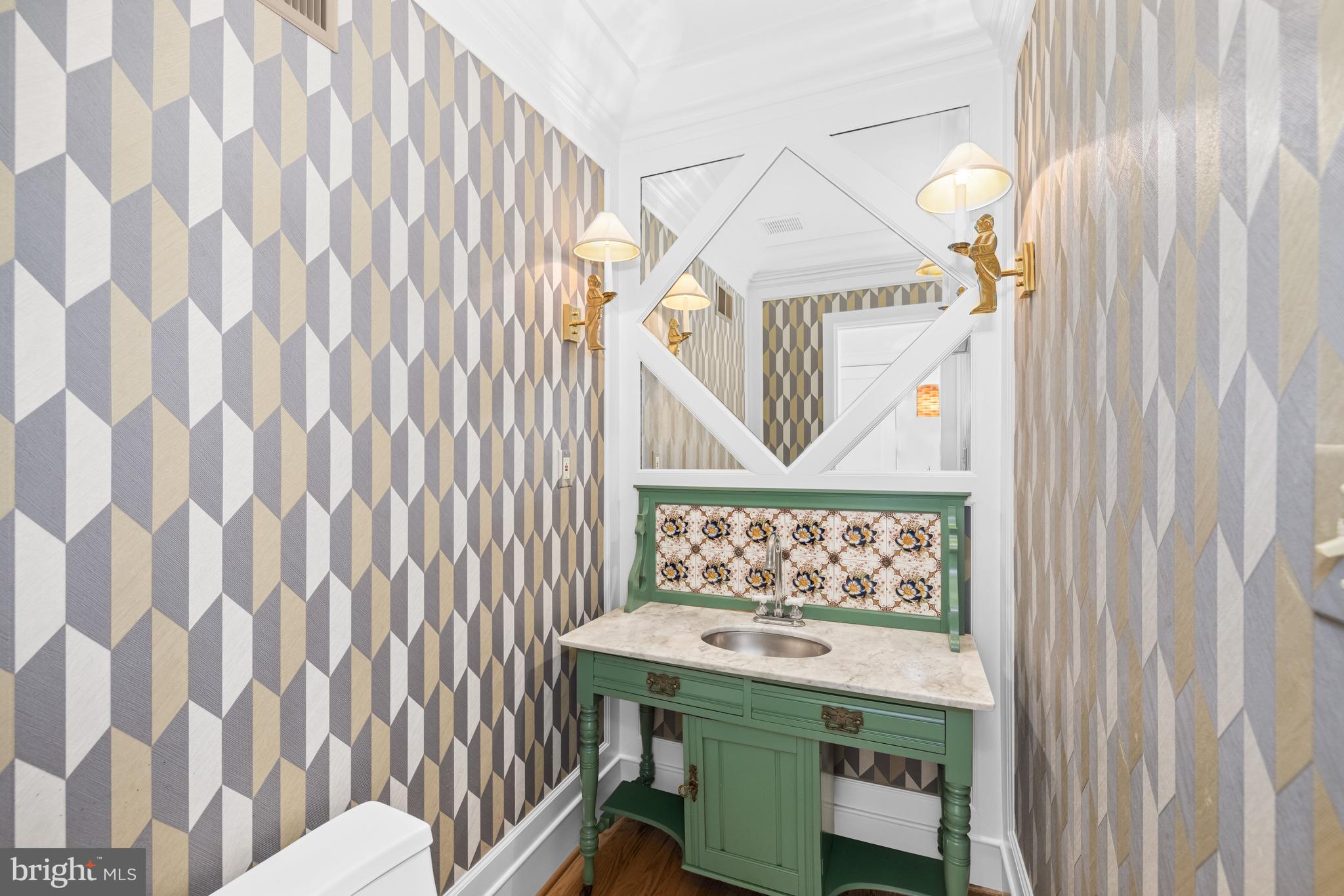 FARMINGTON - Residential