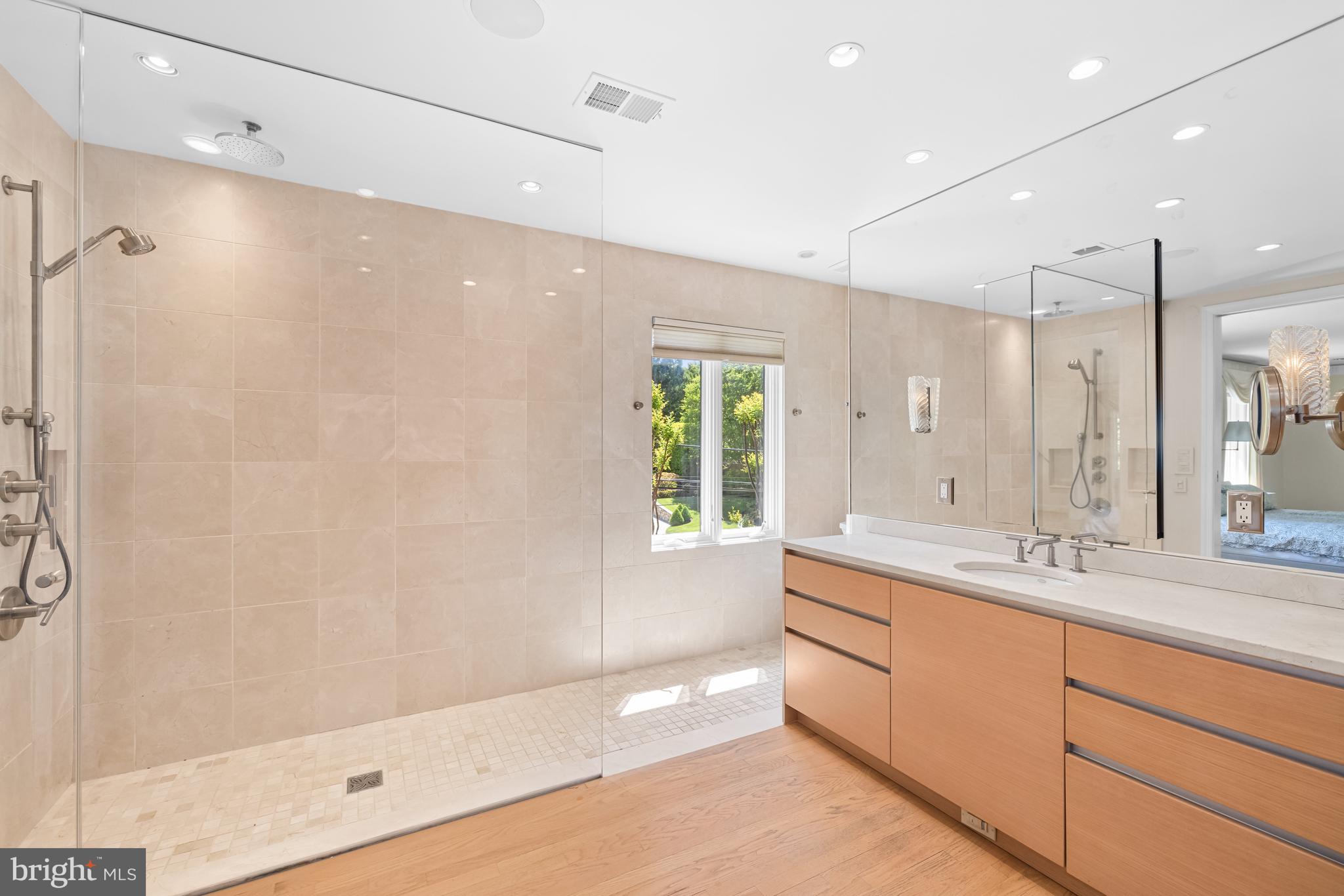 FARMINGTON - Residential