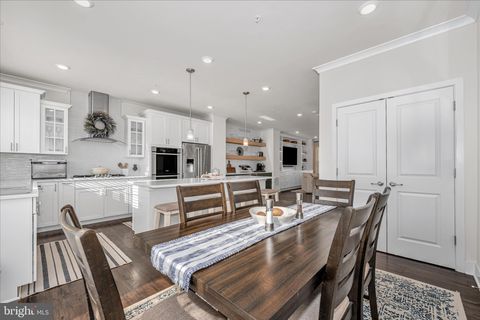 Tiny photo for 7963 Potter Place, ELKRIDGE, MD 21075 (MLS # MDHW2068610)