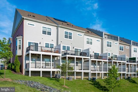 Tiny photo for 7963 Potter Place, ELKRIDGE, MD 21075 (MLS # MDHW2068610)