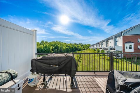 Tiny photo for 7963 Potter Place, ELKRIDGE, MD 21075 (MLS # MDHW2068610)