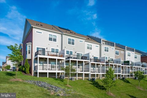 Tiny photo for 7963 Potter Place, ELKRIDGE, MD 21075 (MLS # MDHW2068610)