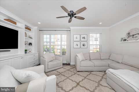 Tiny photo for 7963 Potter Place, ELKRIDGE, MD 21075 (MLS # MDHW2068610)