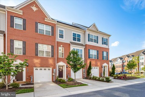 Tiny photo for 7963 Potter Place, ELKRIDGE, MD 21075 (MLS # MDHW2068610)