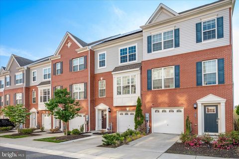 Photo of 7963 Potter Place, ELKRIDGE, MD 21075 (MLS # MDHW2068610)