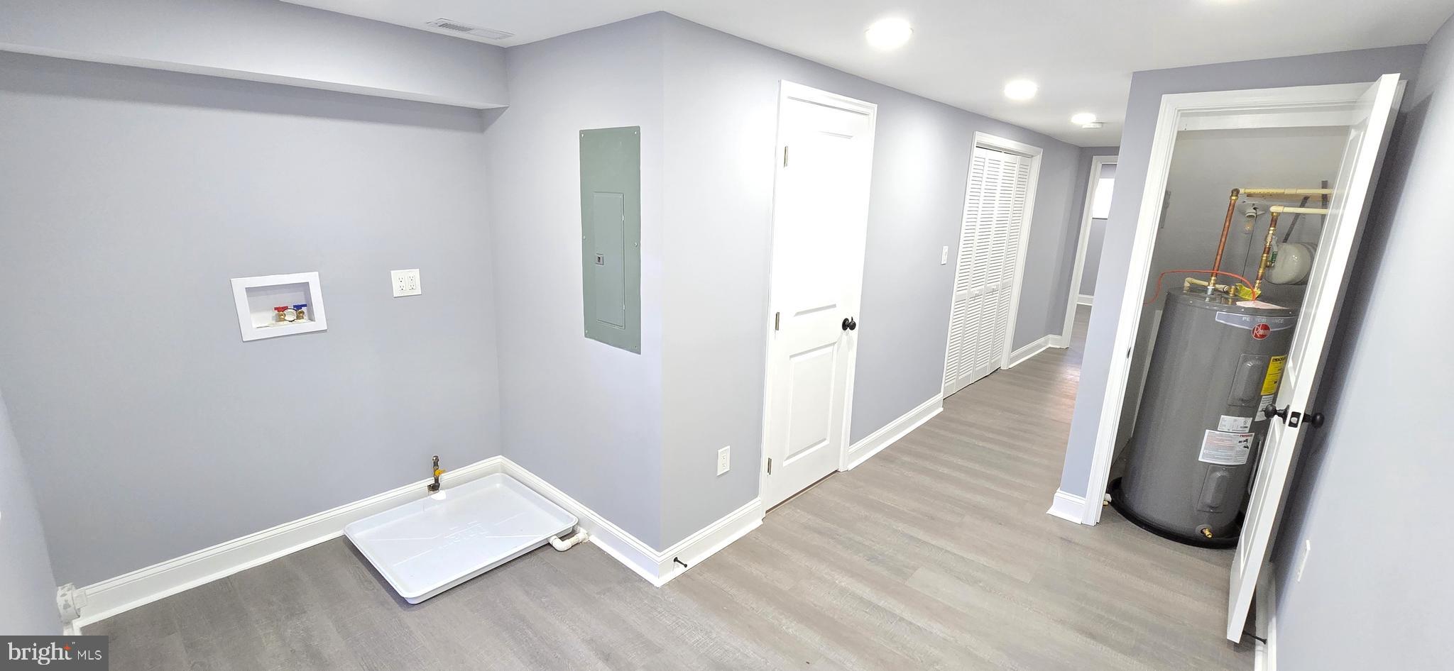 GREEKTOWN - Residential Lease