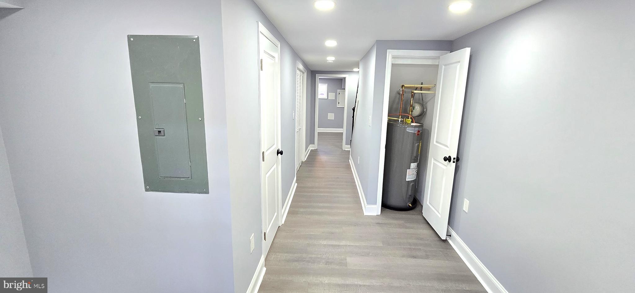 GREEKTOWN - Residential Lease