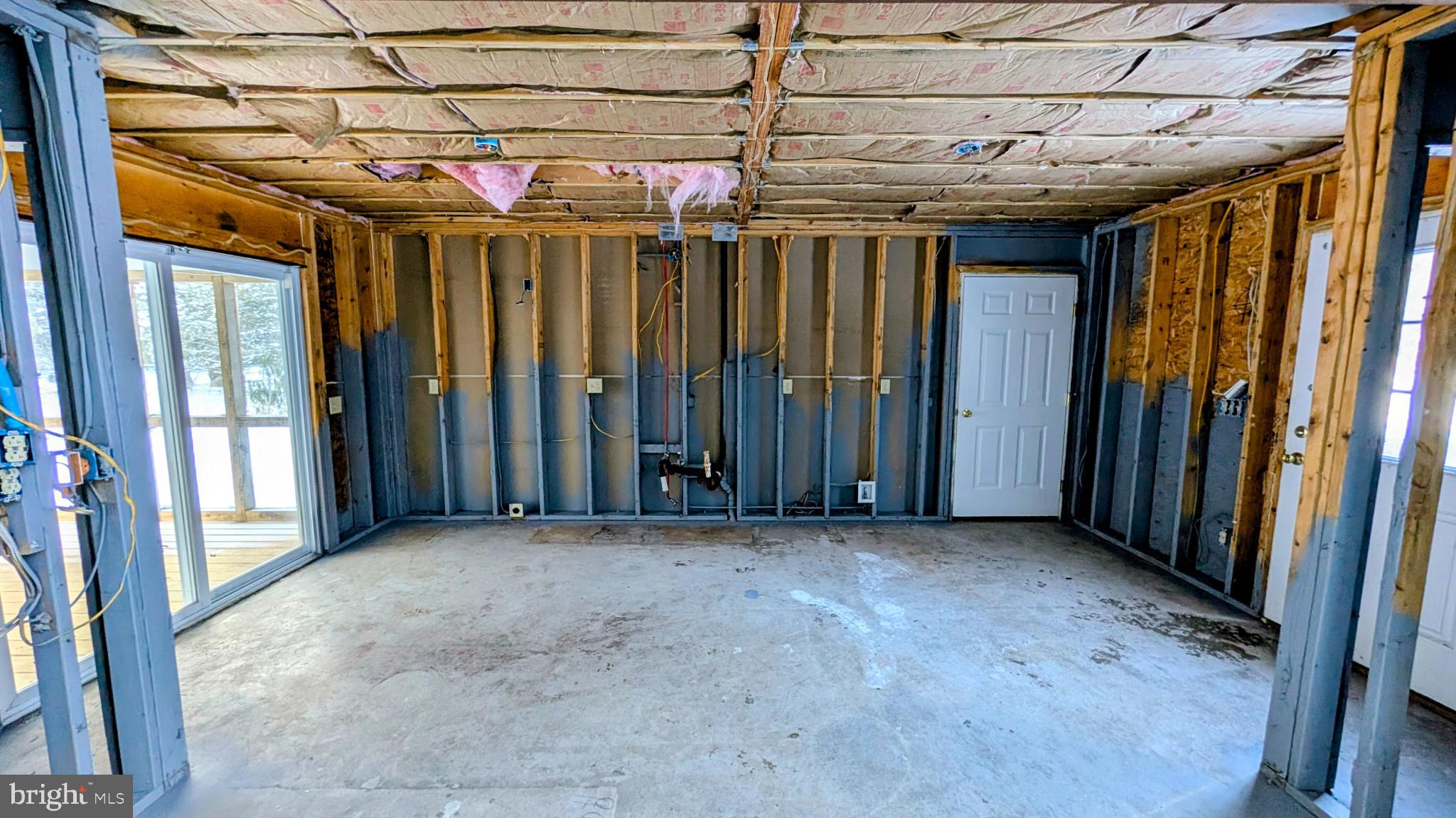 HOLIDAY POCONO - Residential