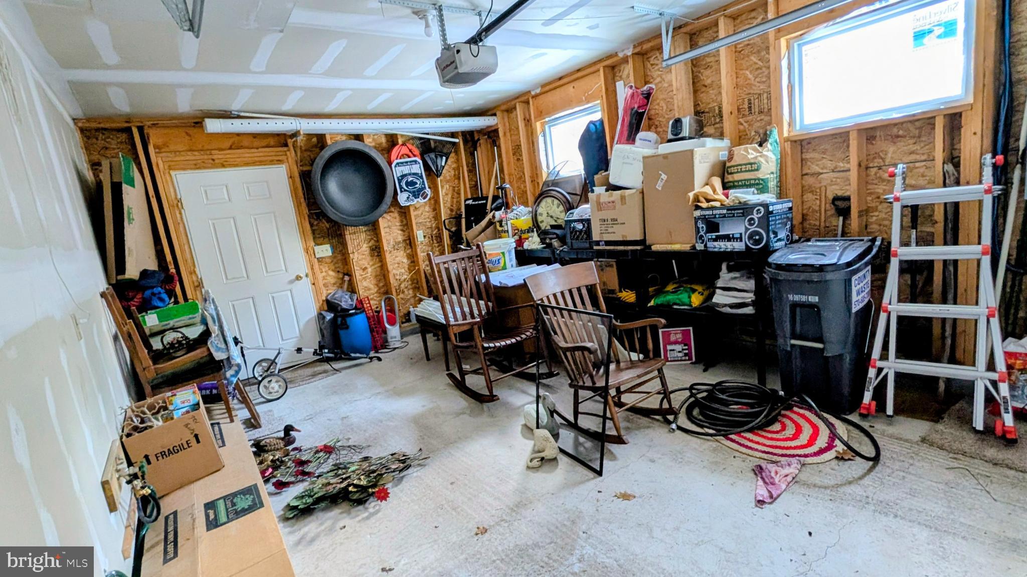 HOLIDAY POCONO - Residential