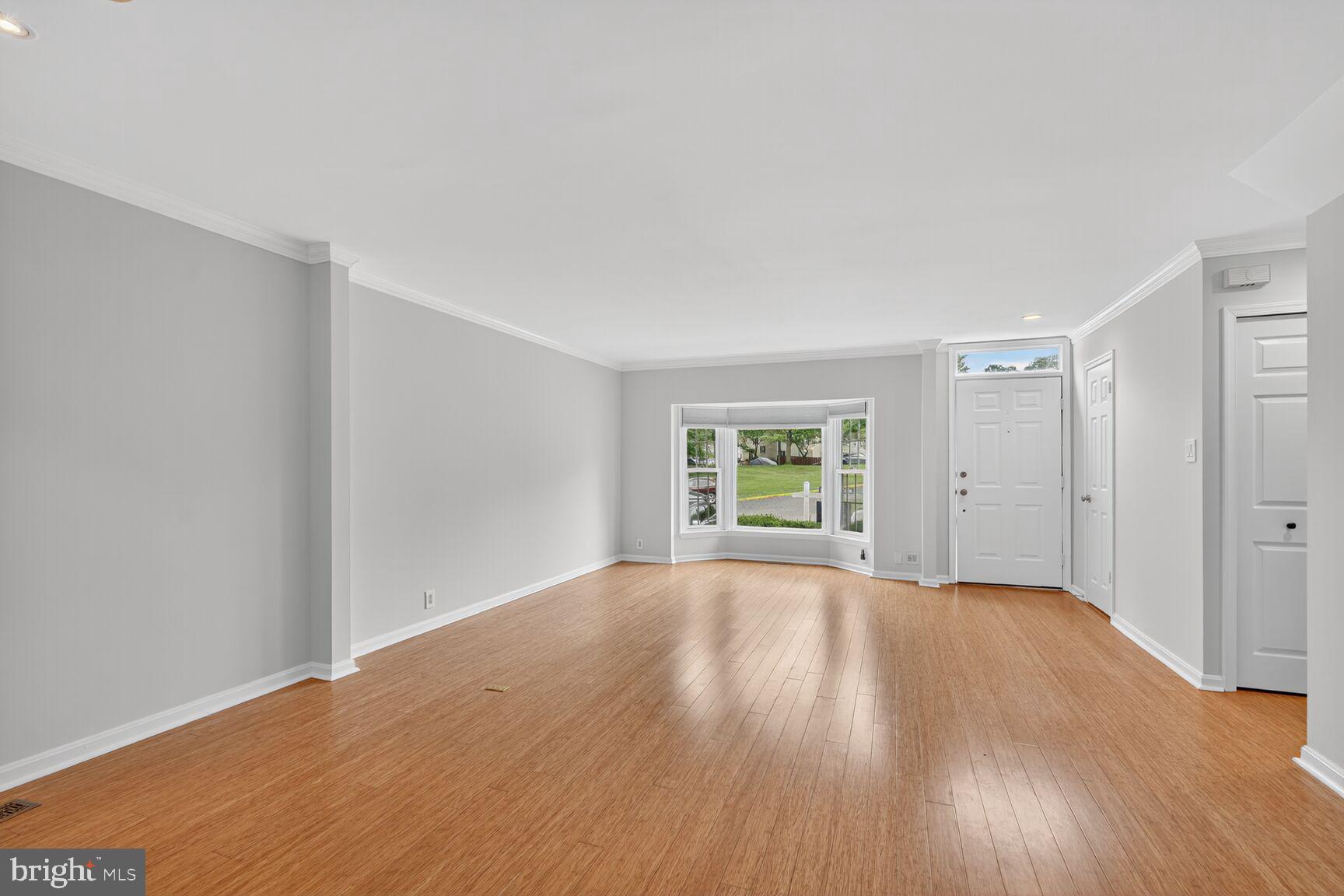 5302 RIDLEY COURT