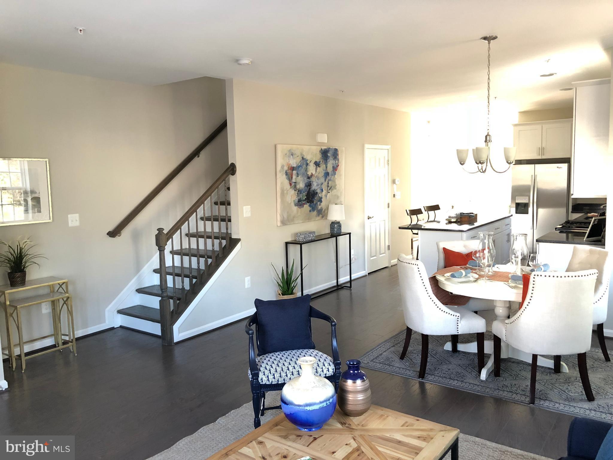 LAKE WALKER - Residential