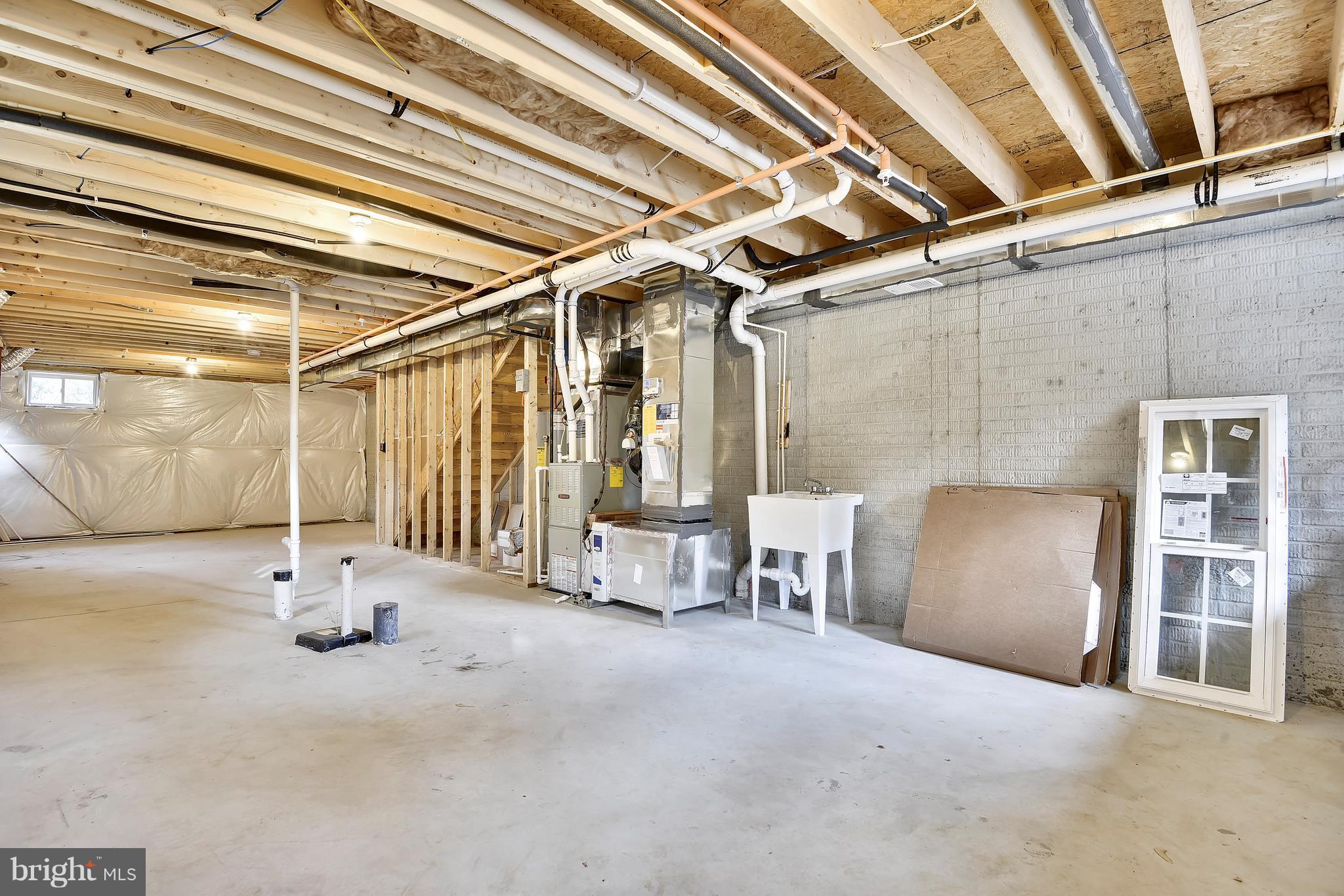 LAKE WALKER - Residential