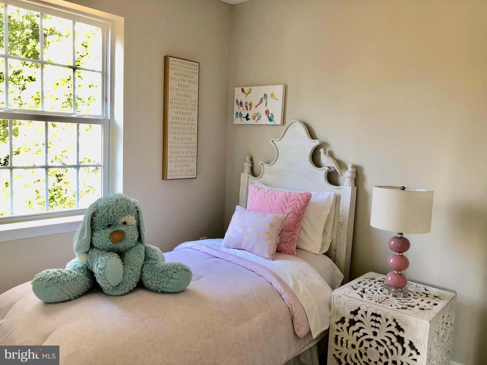 LAKE WALKER - Residential