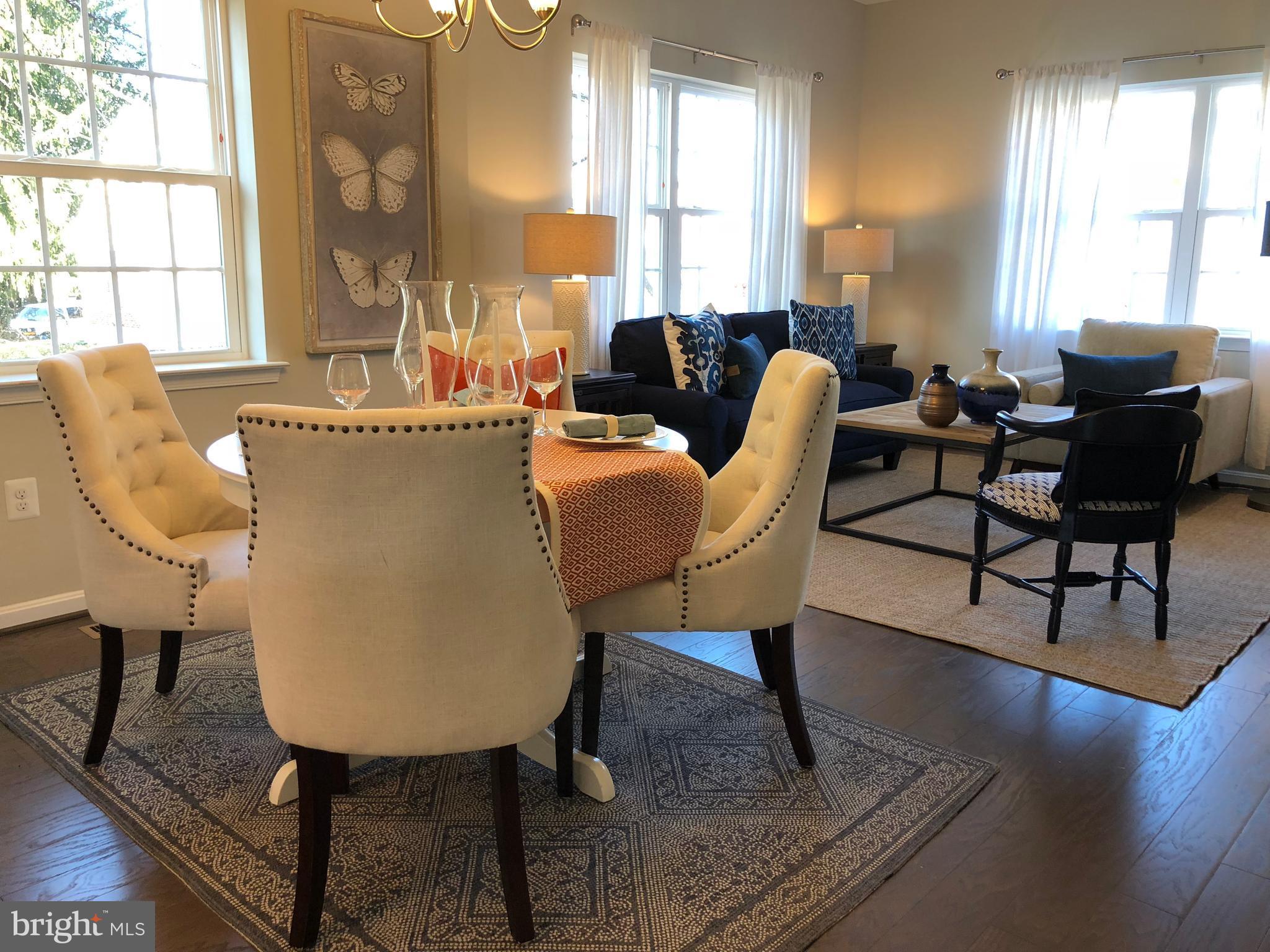 LAKE WALKER - Residential