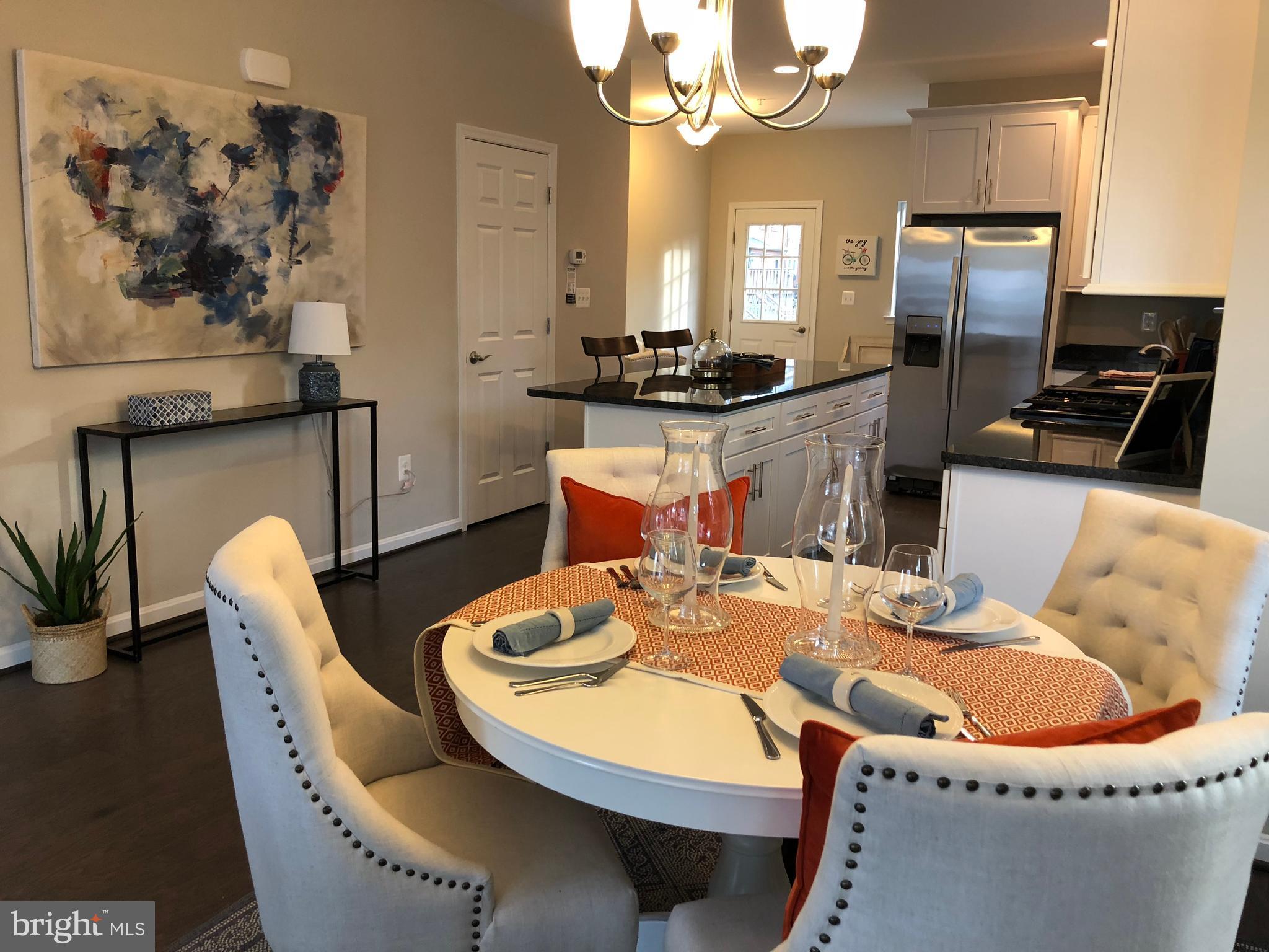 LAKE WALKER - Residential