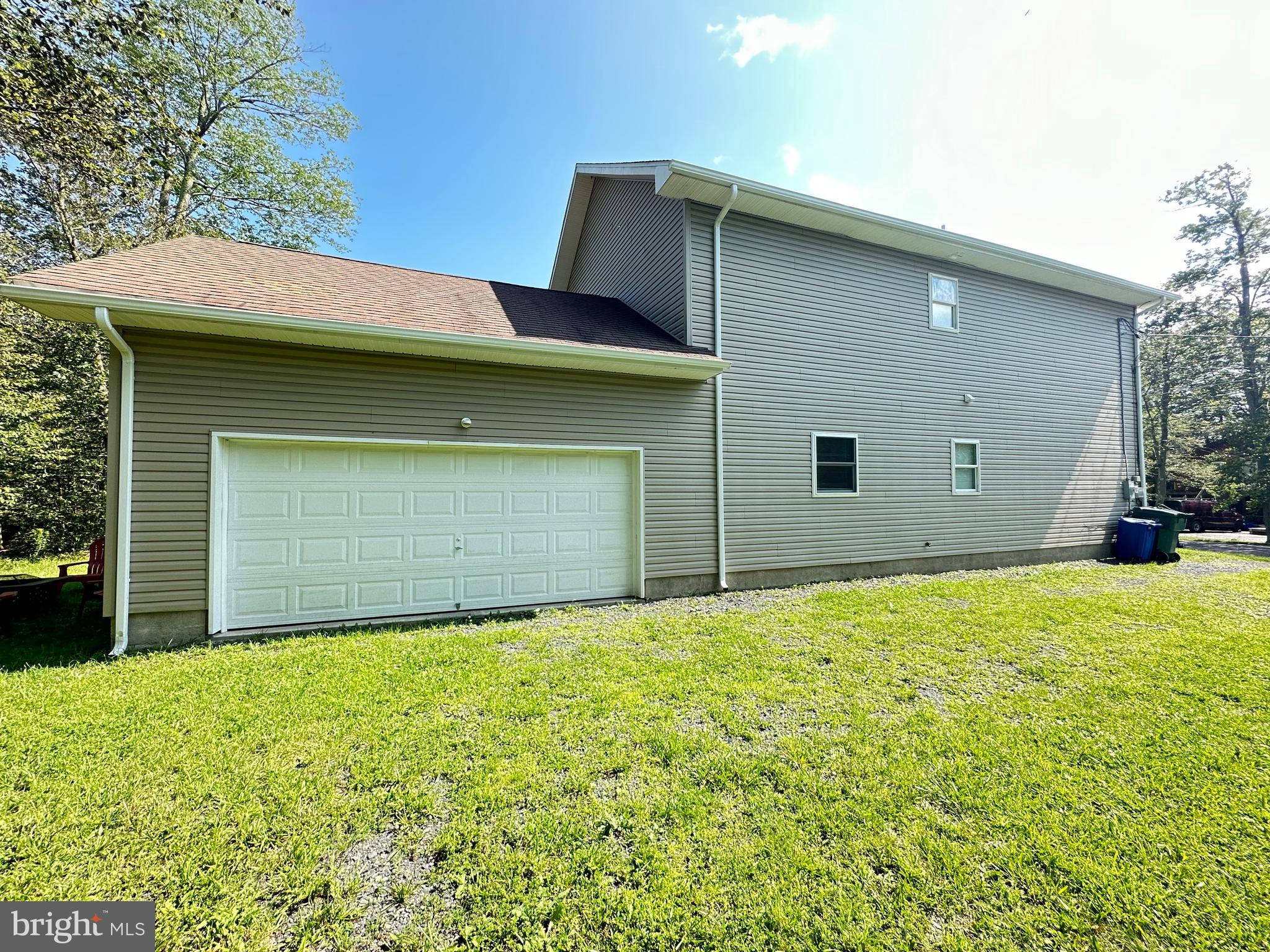 POCONO COUNTRY PLACE - Residential