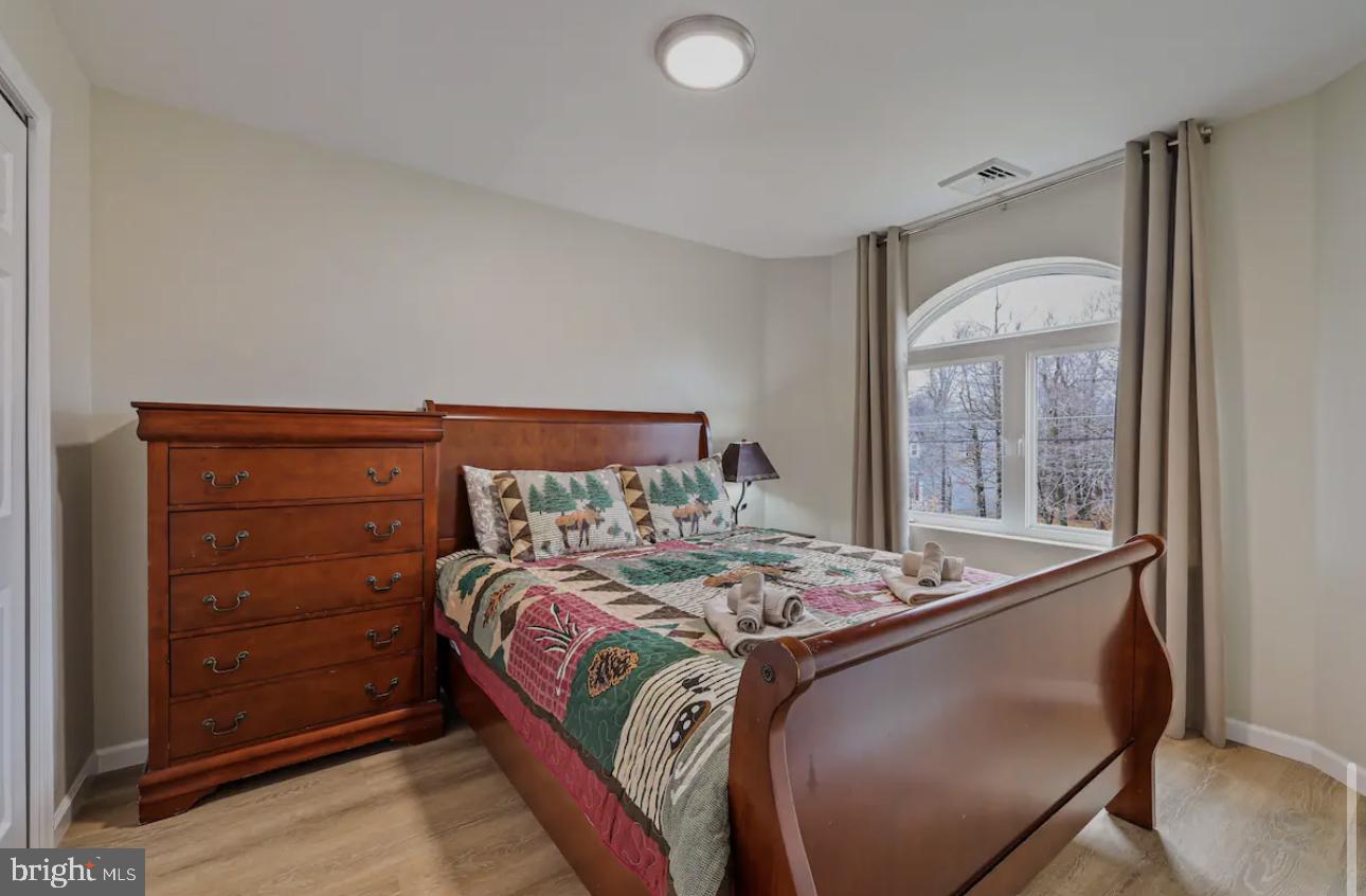 POCONO COUNTRY PLACE - Residential
