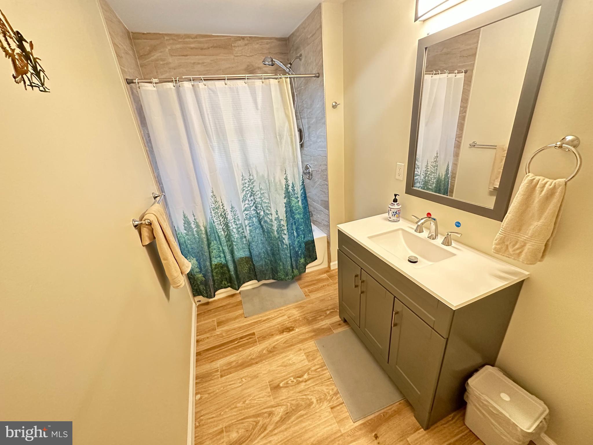 POCONO COUNTRY PLACE - Residential