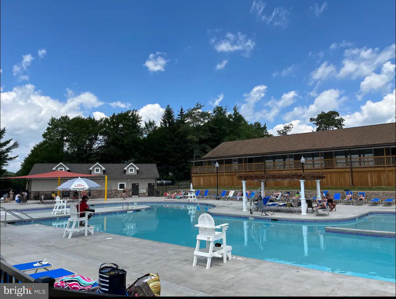 POCONO COUNTRY PLACE - Residential