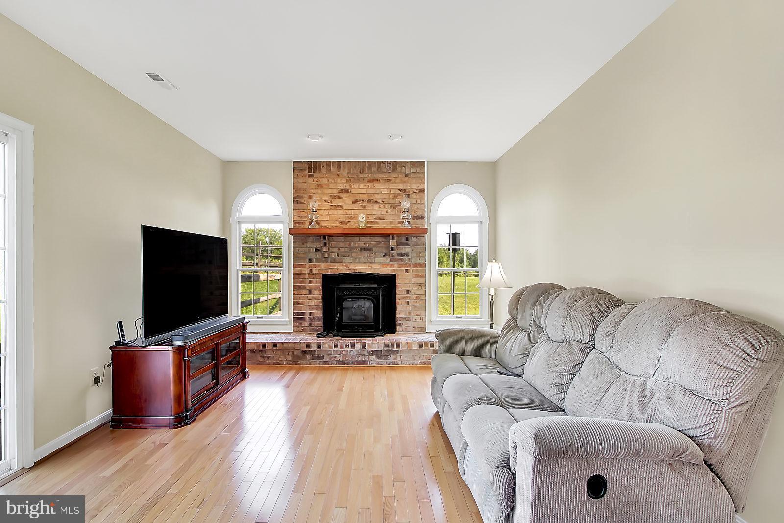 LONGMEADOW - Residential