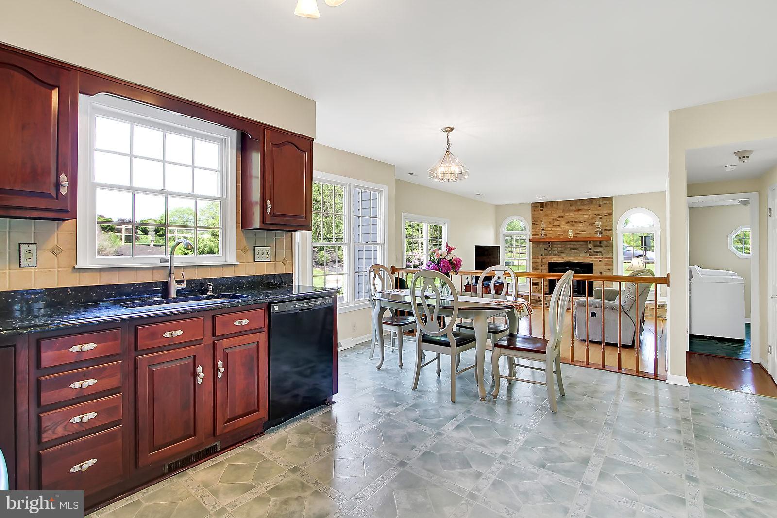 LONGMEADOW - Residential