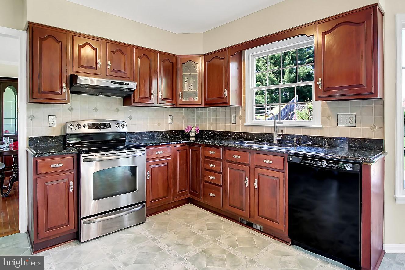 LONGMEADOW - Residential