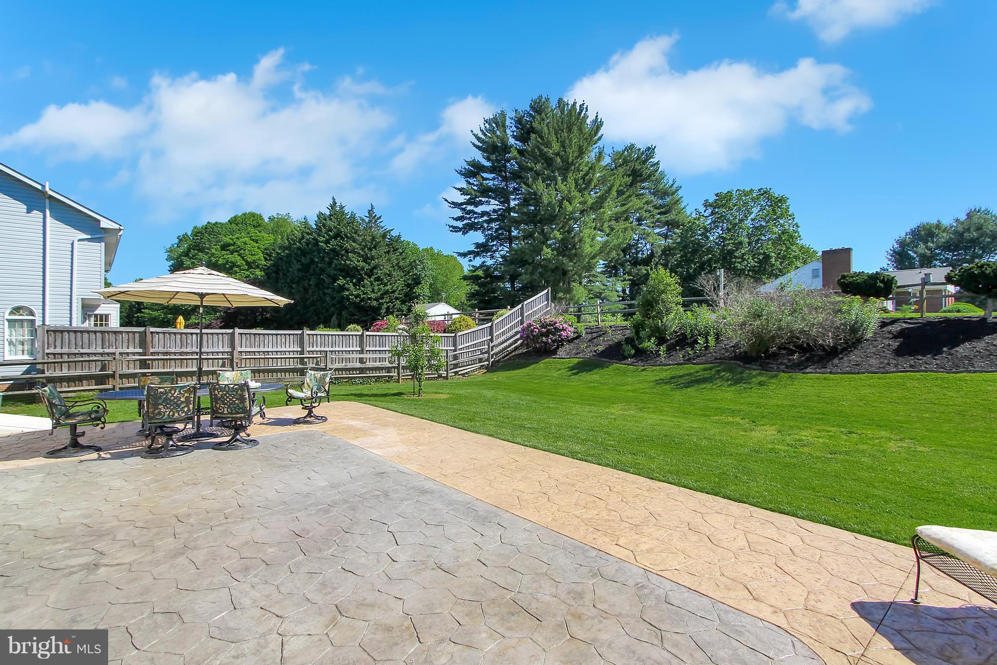 LONGMEADOW - Residential