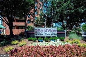 1001 N RANDOLPH STREET 320