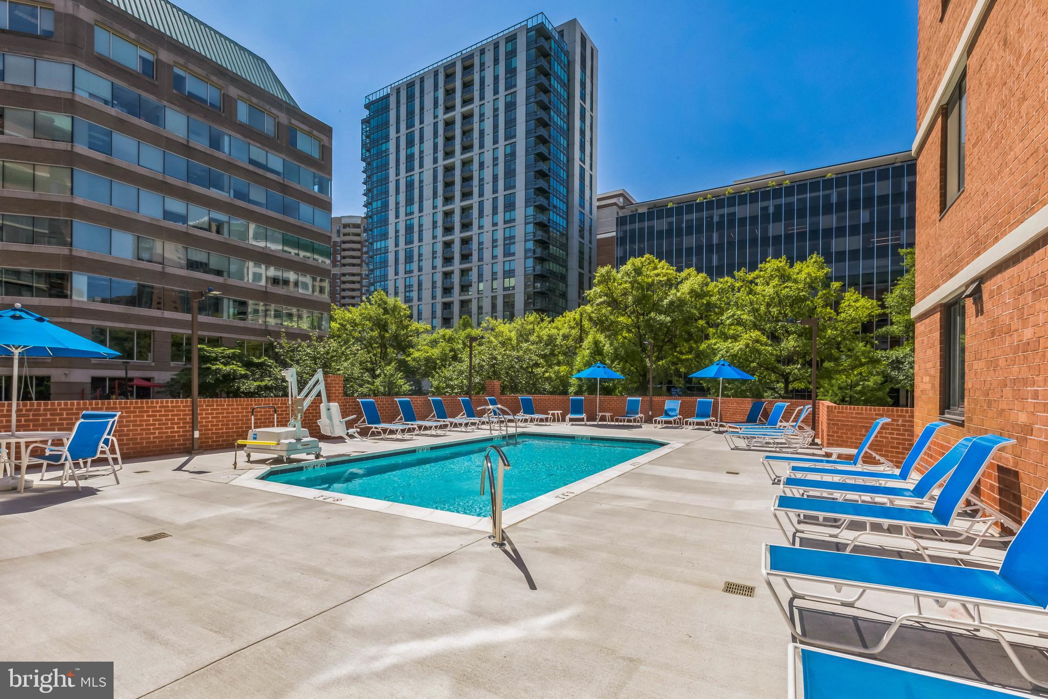 1001 N RANDOLPH STREET 720