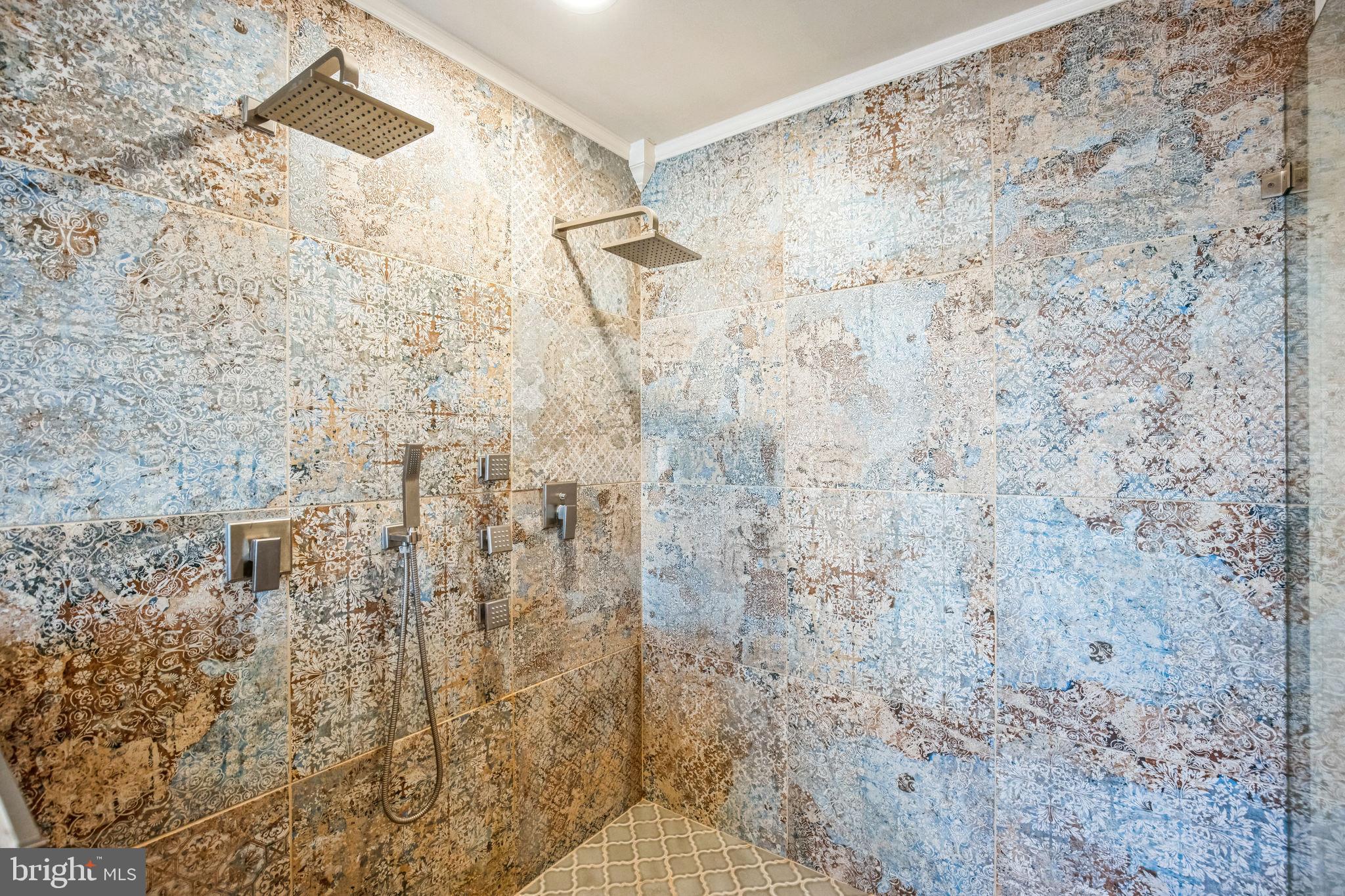 SUMMERWOOD - Residential