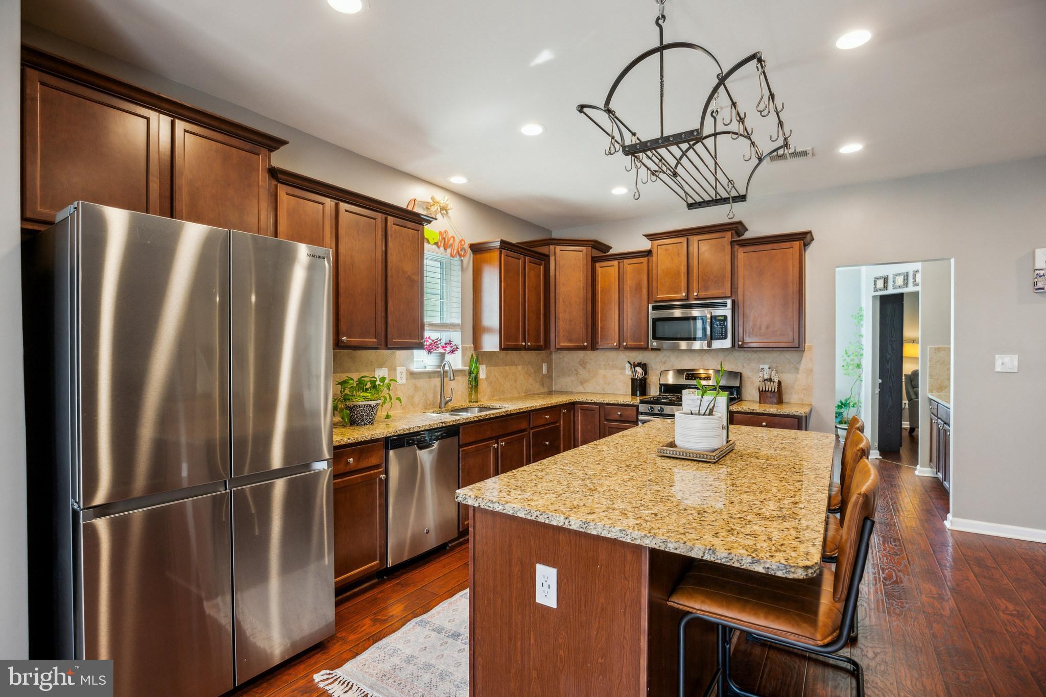 SUMMERWOOD - Residential