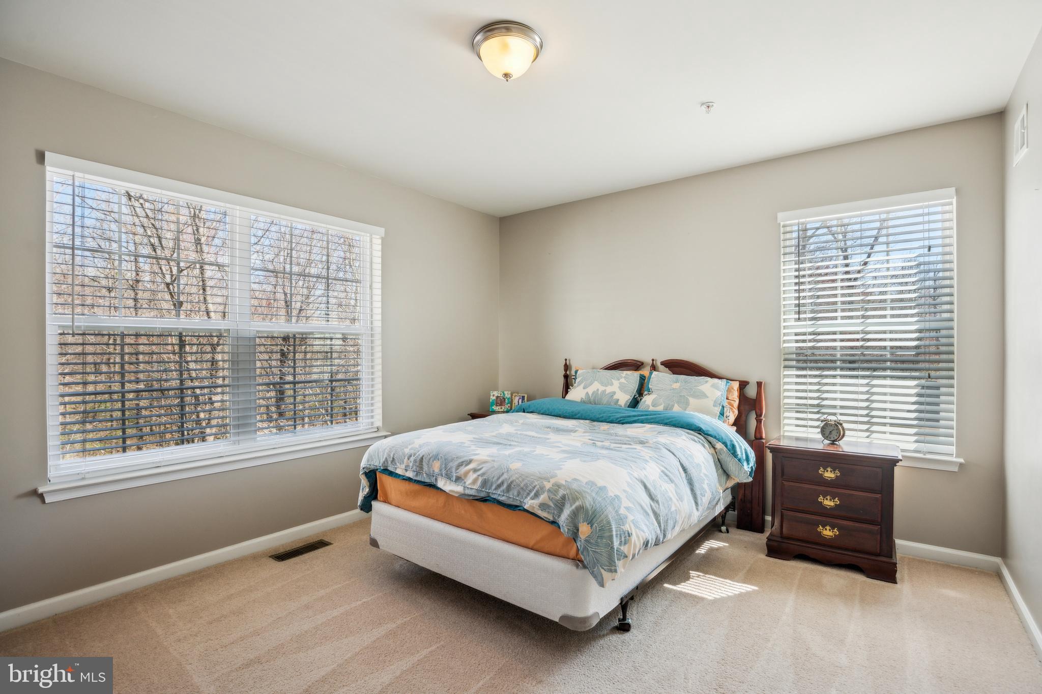 SUMMERWOOD - Residential