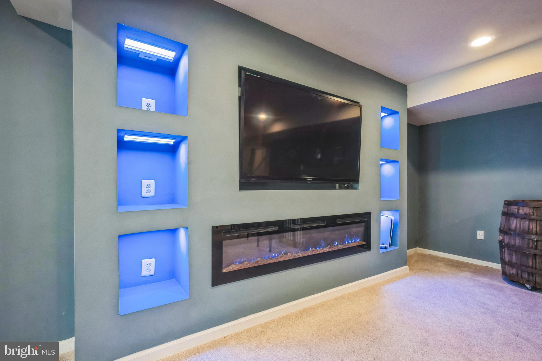 SUMMERWOOD - Residential