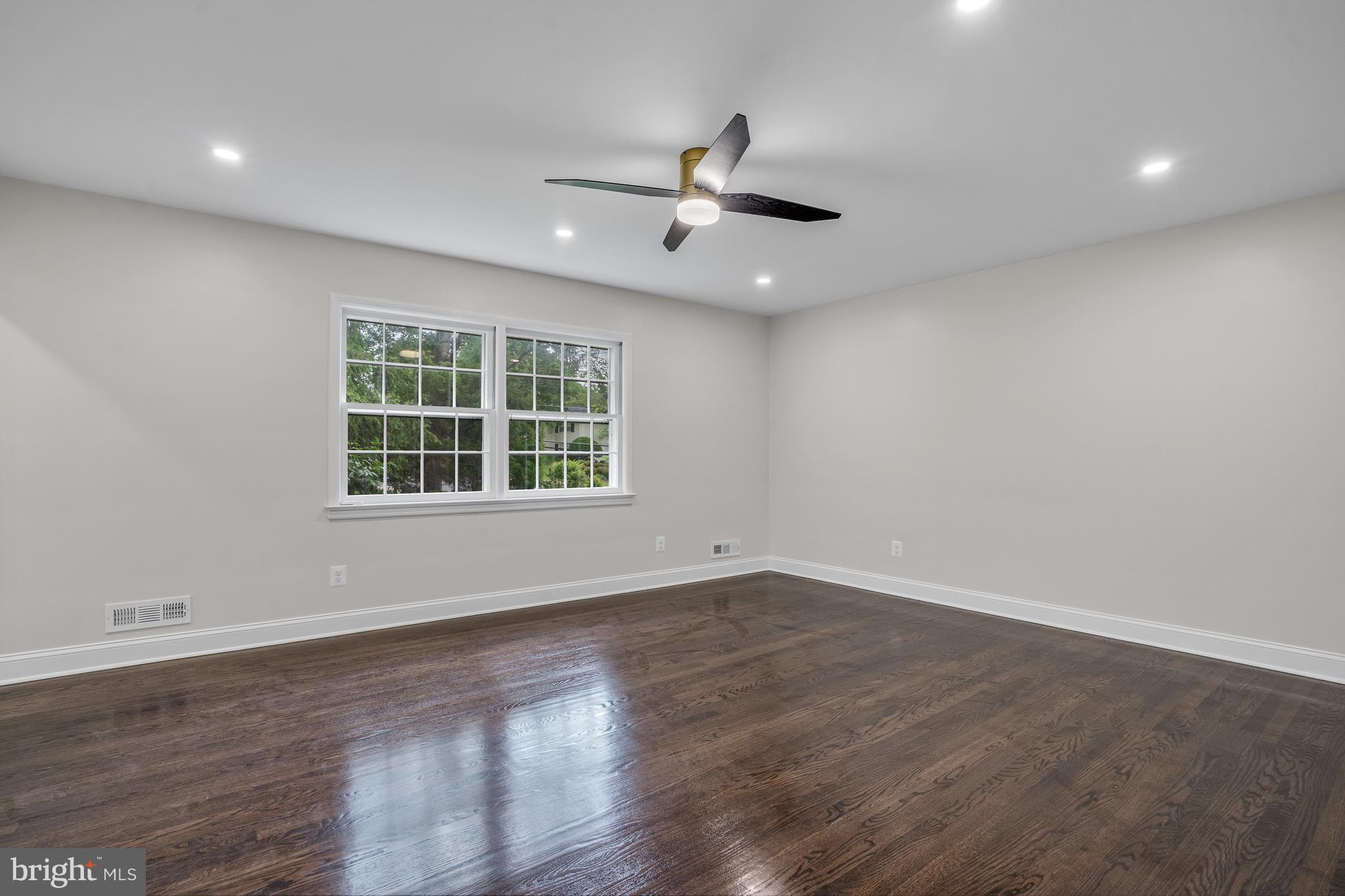 VILLAMAY - Residential Lease