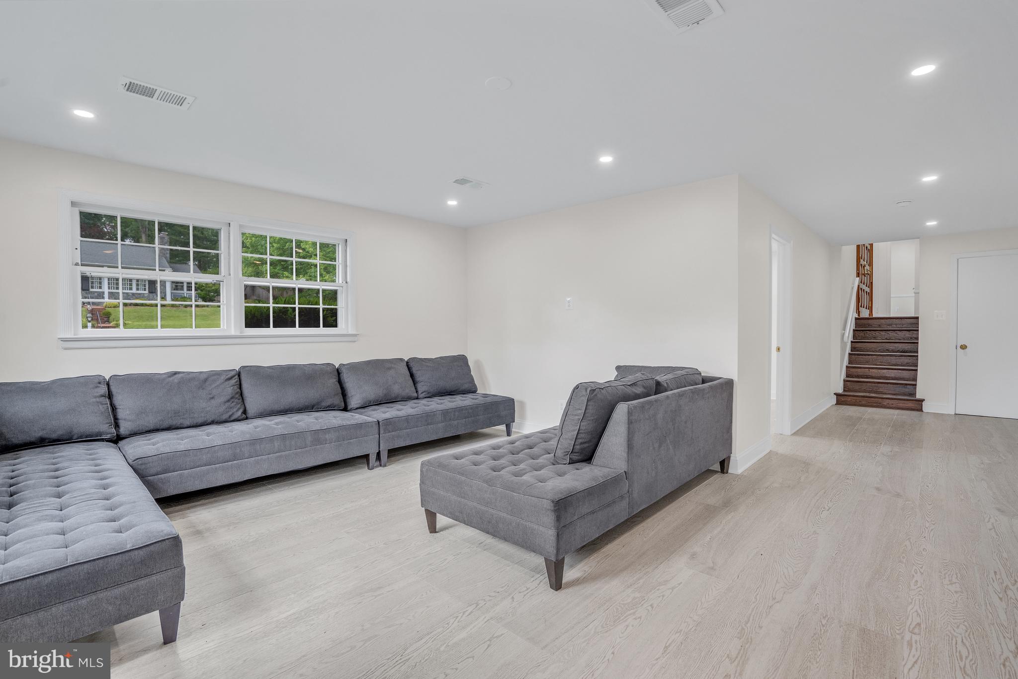 VILLAMAY - Residential Lease