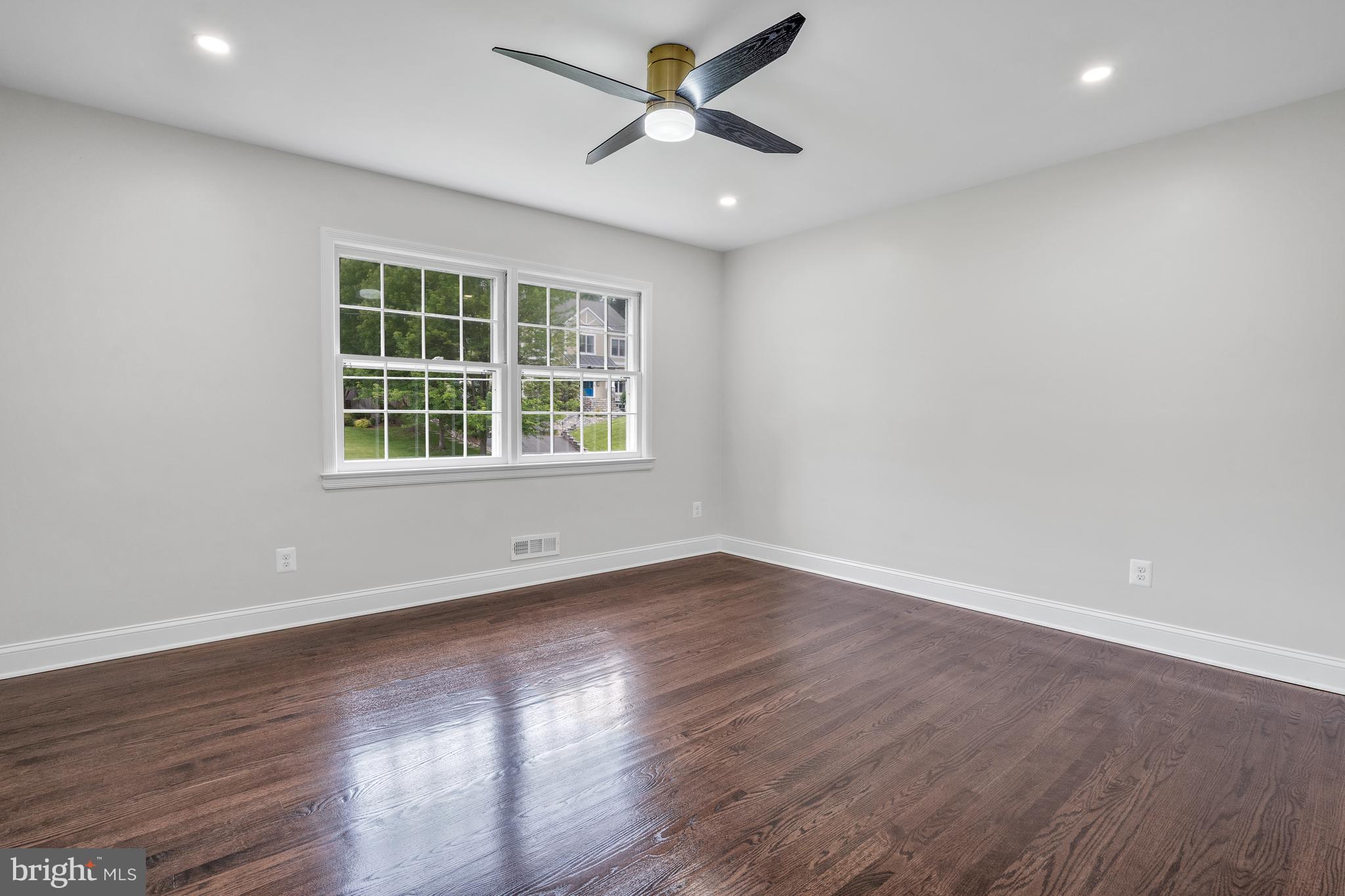 VILLAMAY - Residential Lease