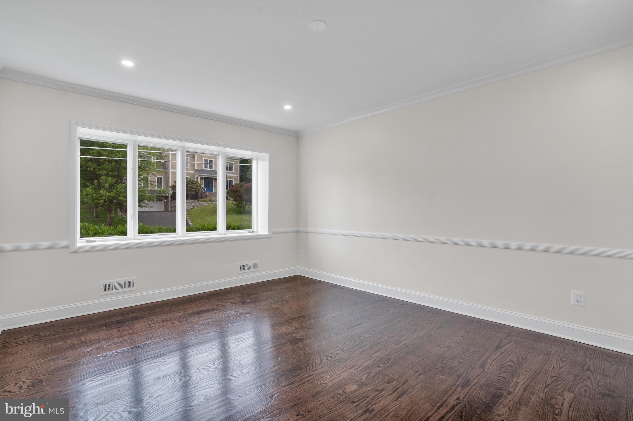 VILLAMAY - Residential Lease