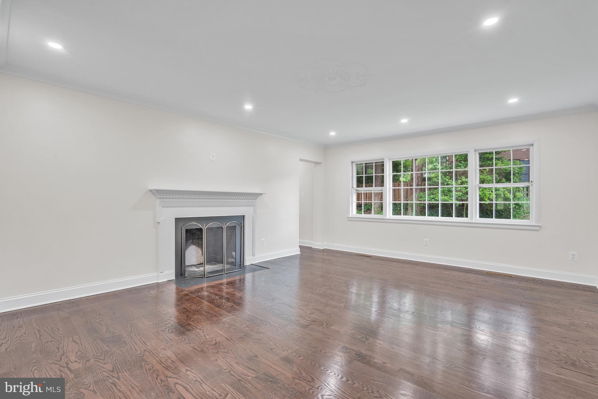 VILLAMAY - Residential Lease