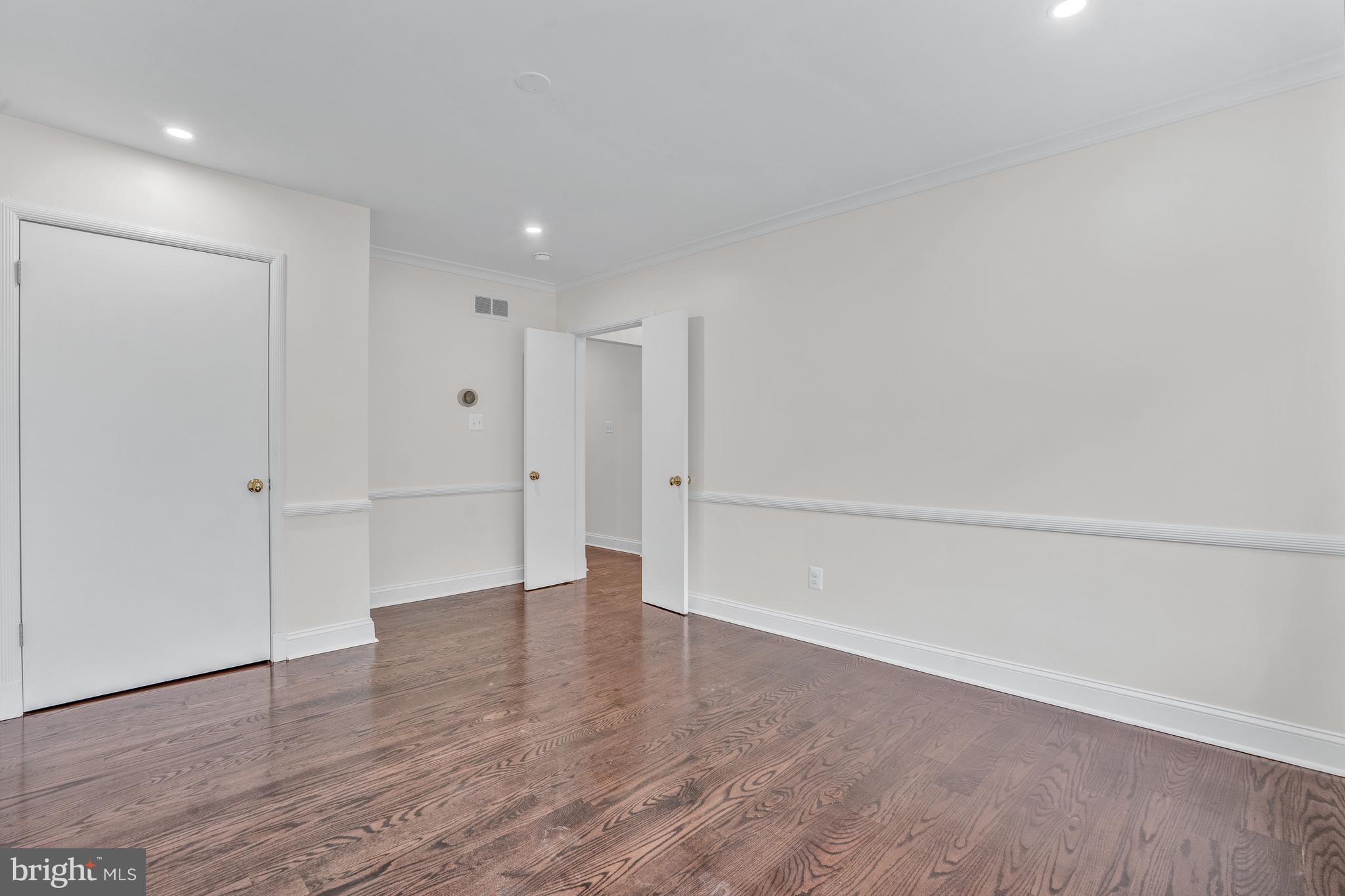 VILLAMAY - Residential Lease