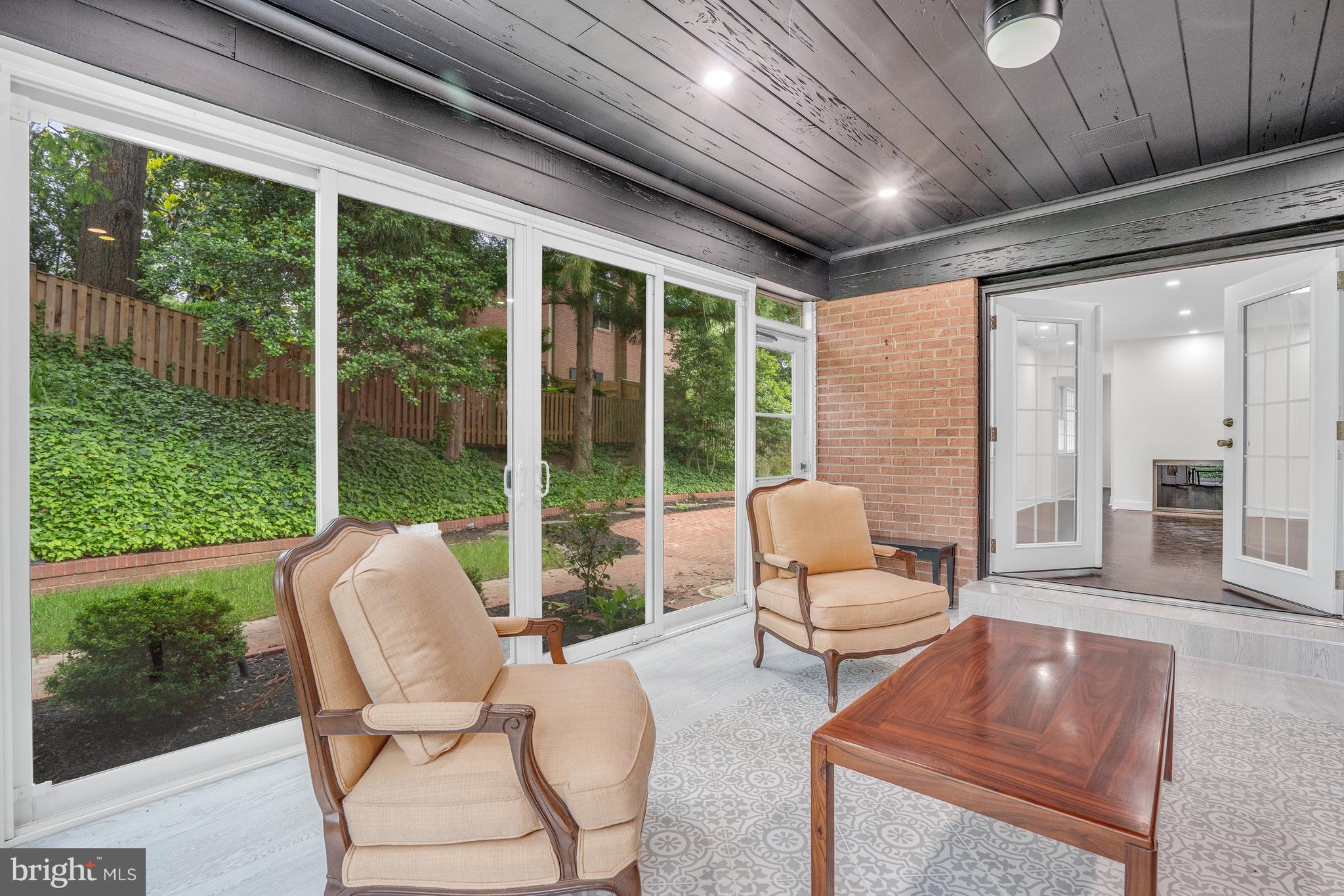 VILLAMAY - Residential Lease