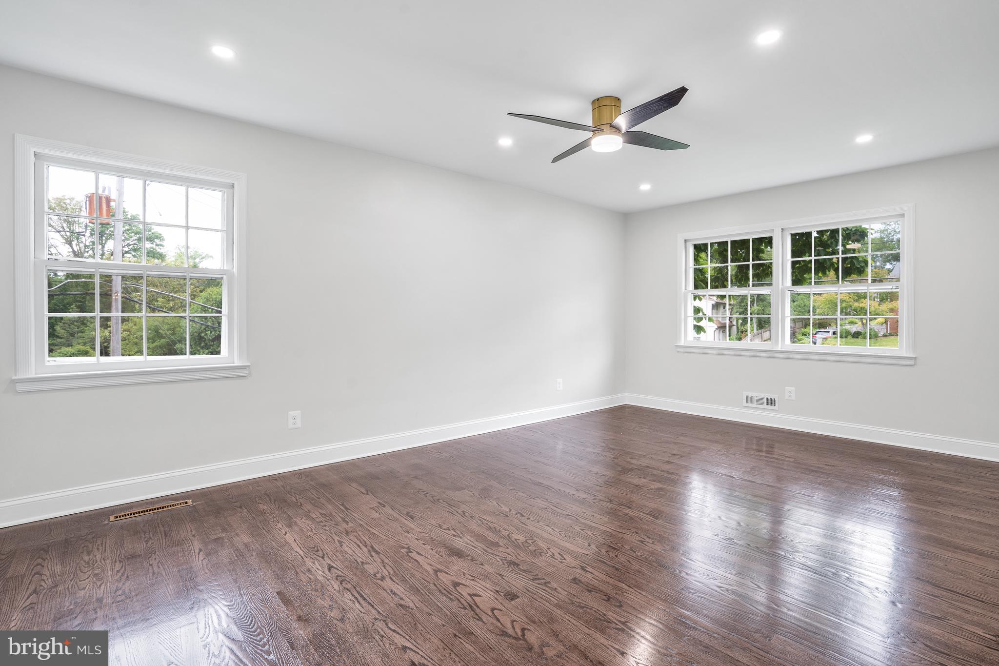 VILLAMAY - Residential Lease