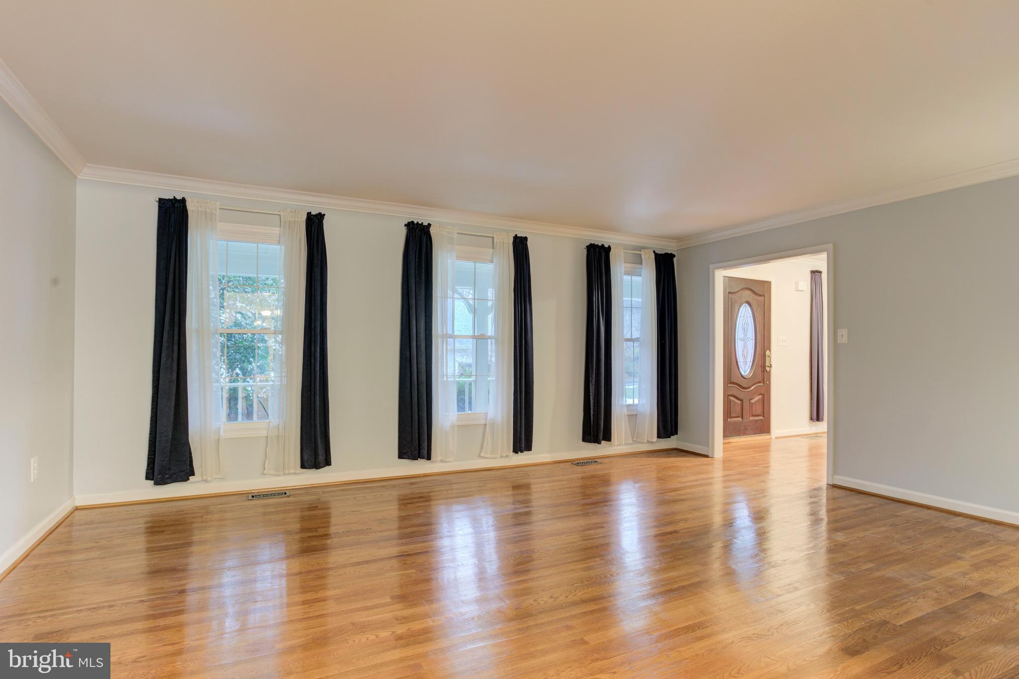 DONEGAL OAKS - Residential