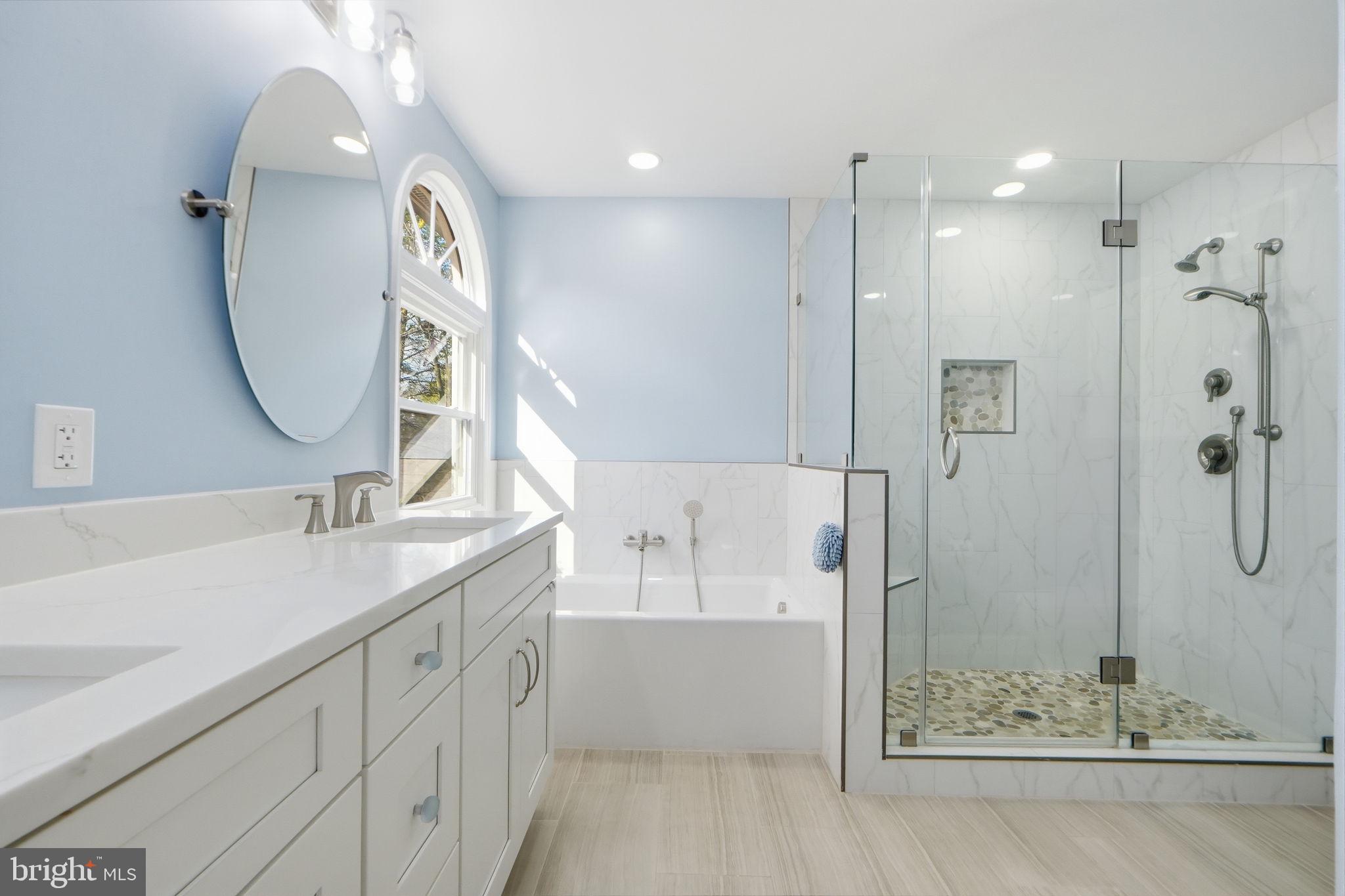 DONEGAL OAKS - Residential