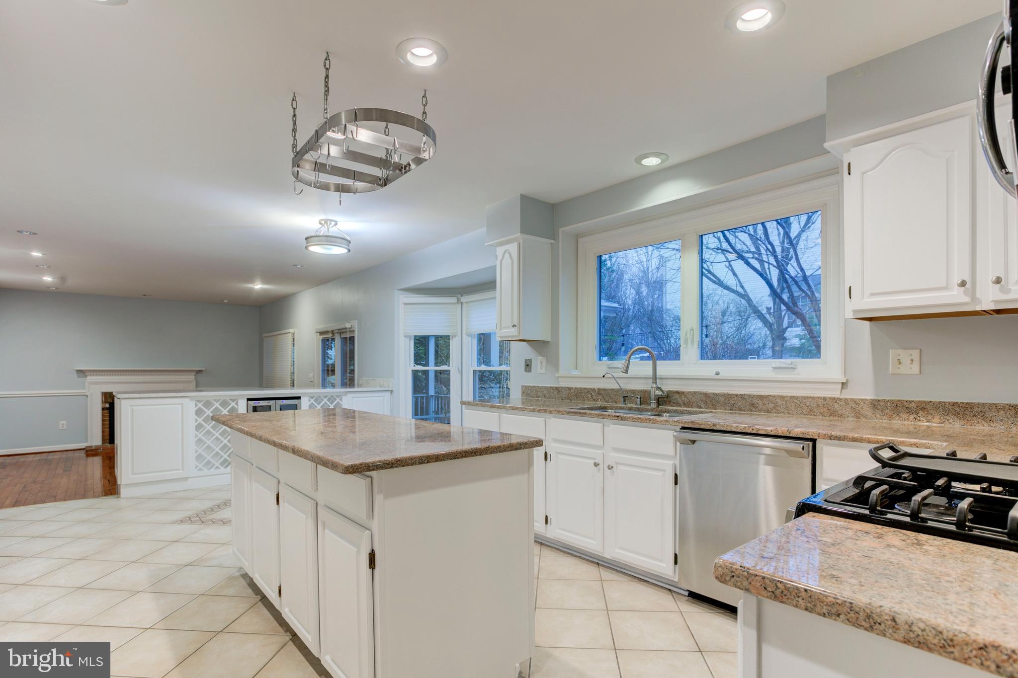 DONEGAL OAKS - Residential