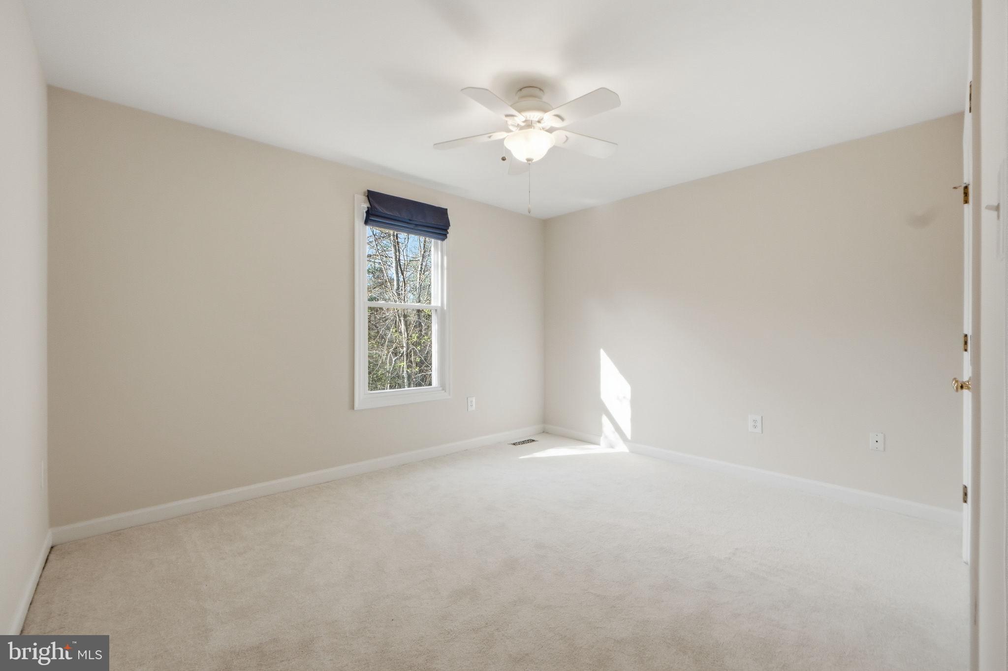 DONEGAL OAKS - Residential