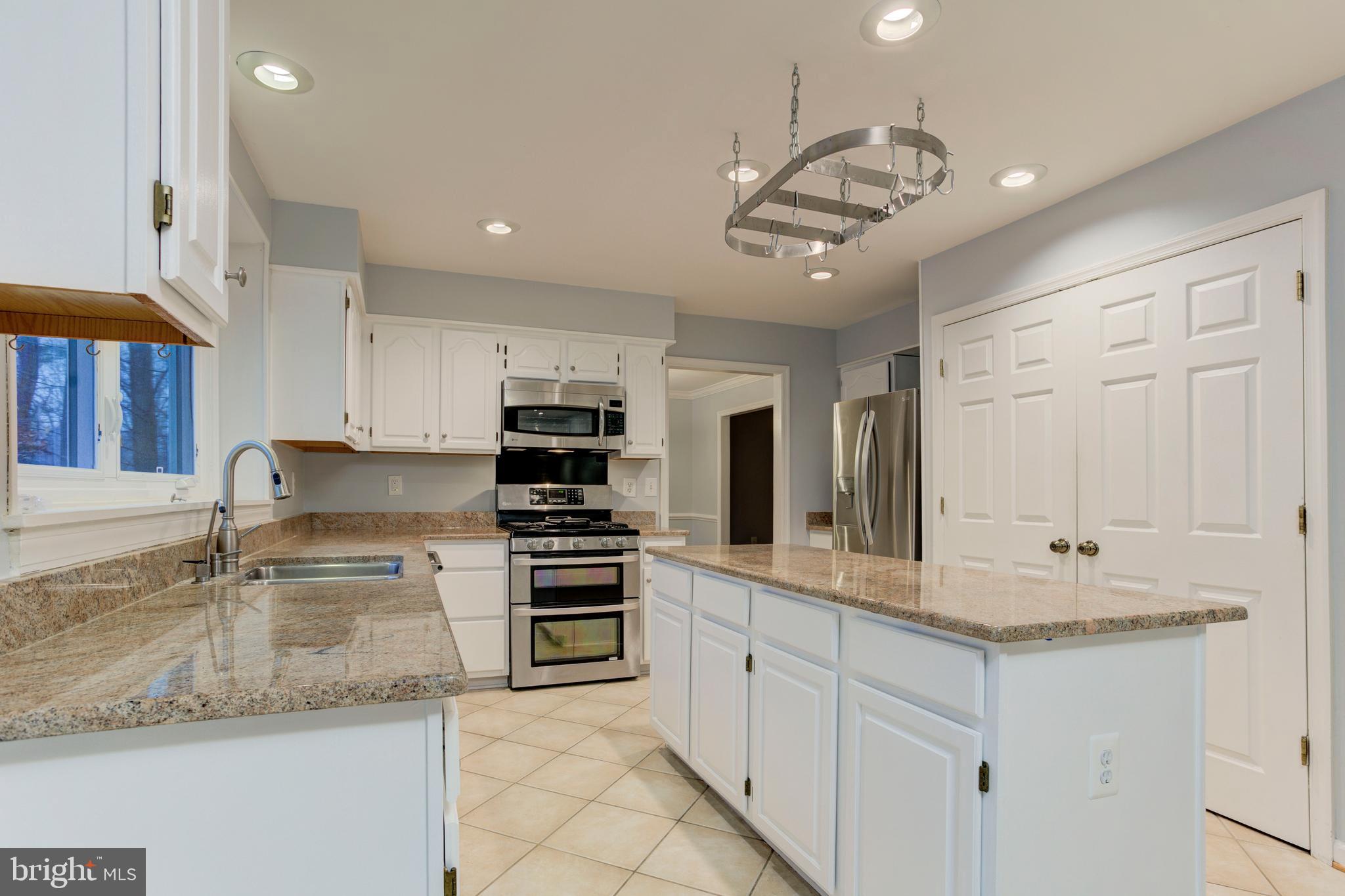 DONEGAL OAKS - Residential