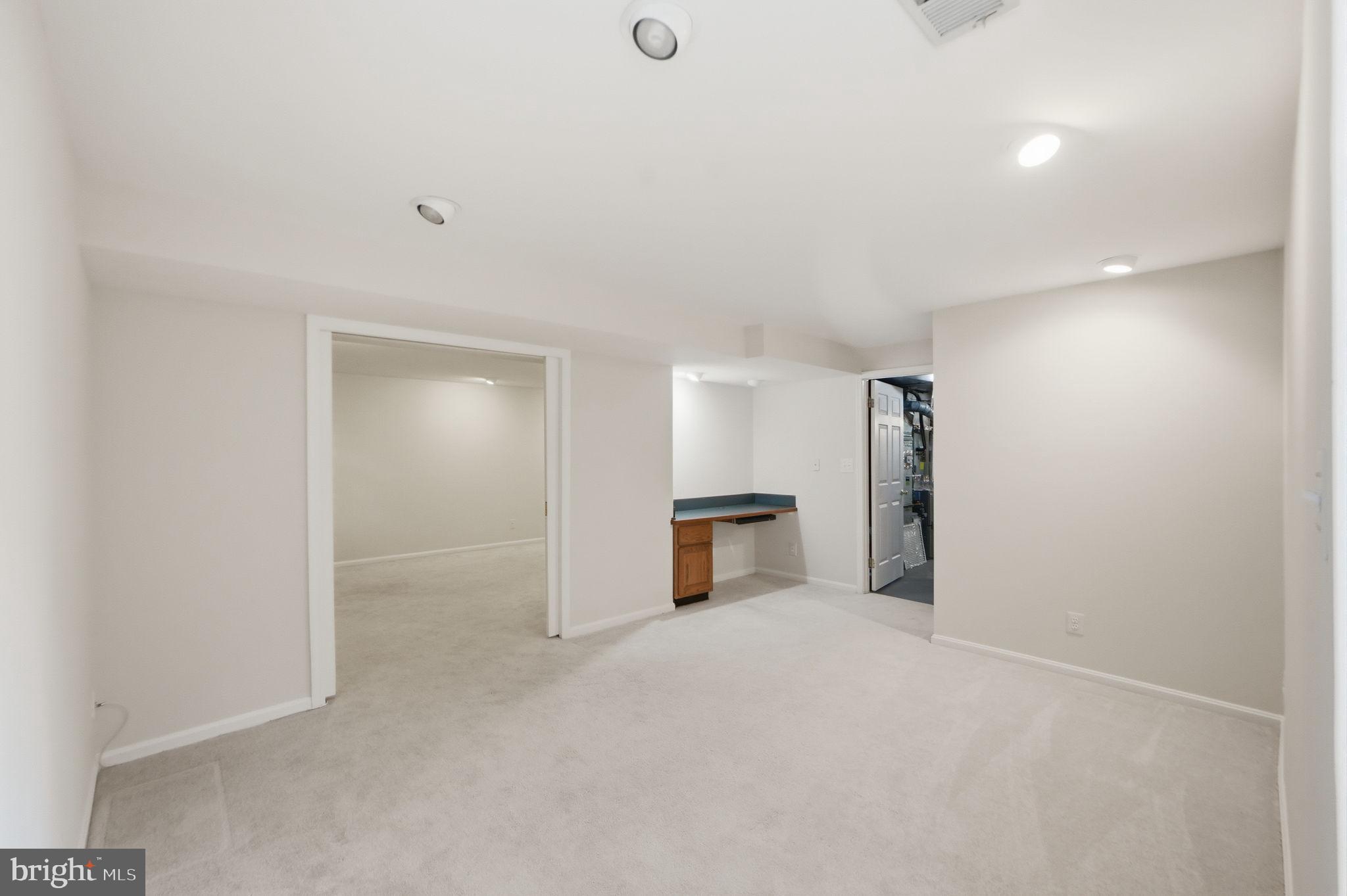 DONEGAL OAKS - Residential