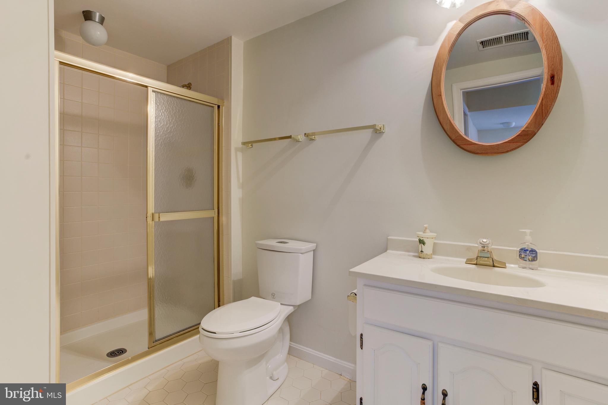 DONEGAL OAKS - Residential