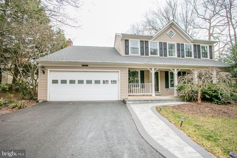Photo of 7504 Mullingar Court, SPRINGFIELD, VA 22153 (MLS # VAFX2292850)