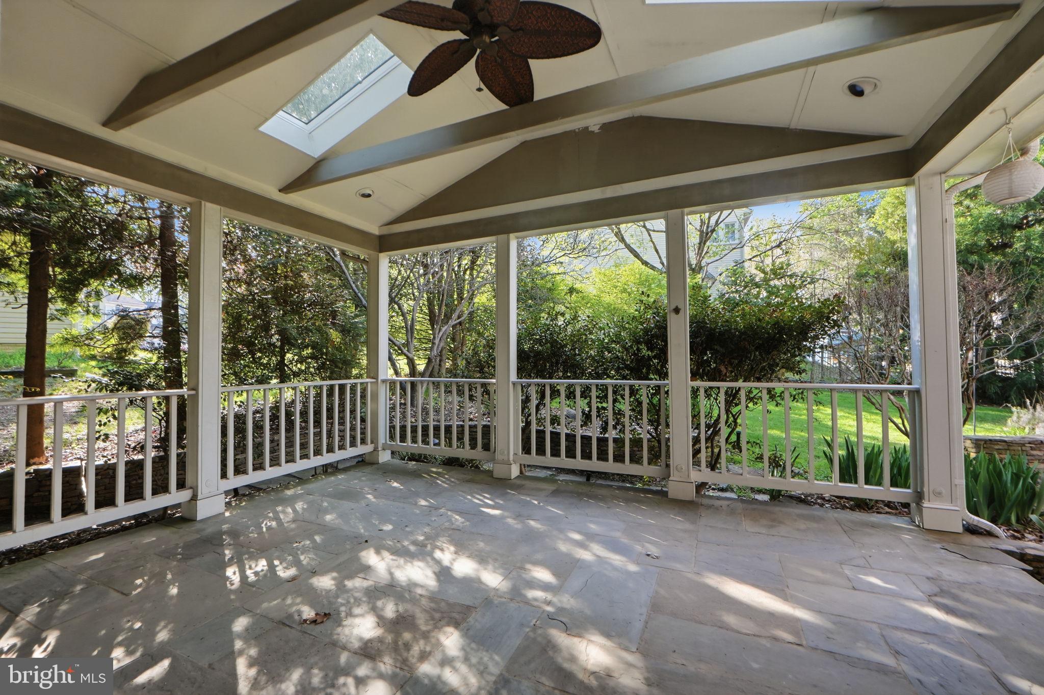 DONEGAL OAKS - Residential